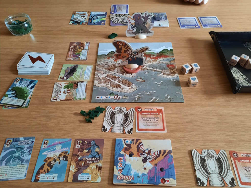 Und noch eine Runde mit Mothra und Hedorah.